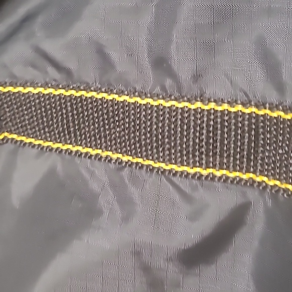 Vintage Tine Magazine Duffle bag - Picture 3 of 3